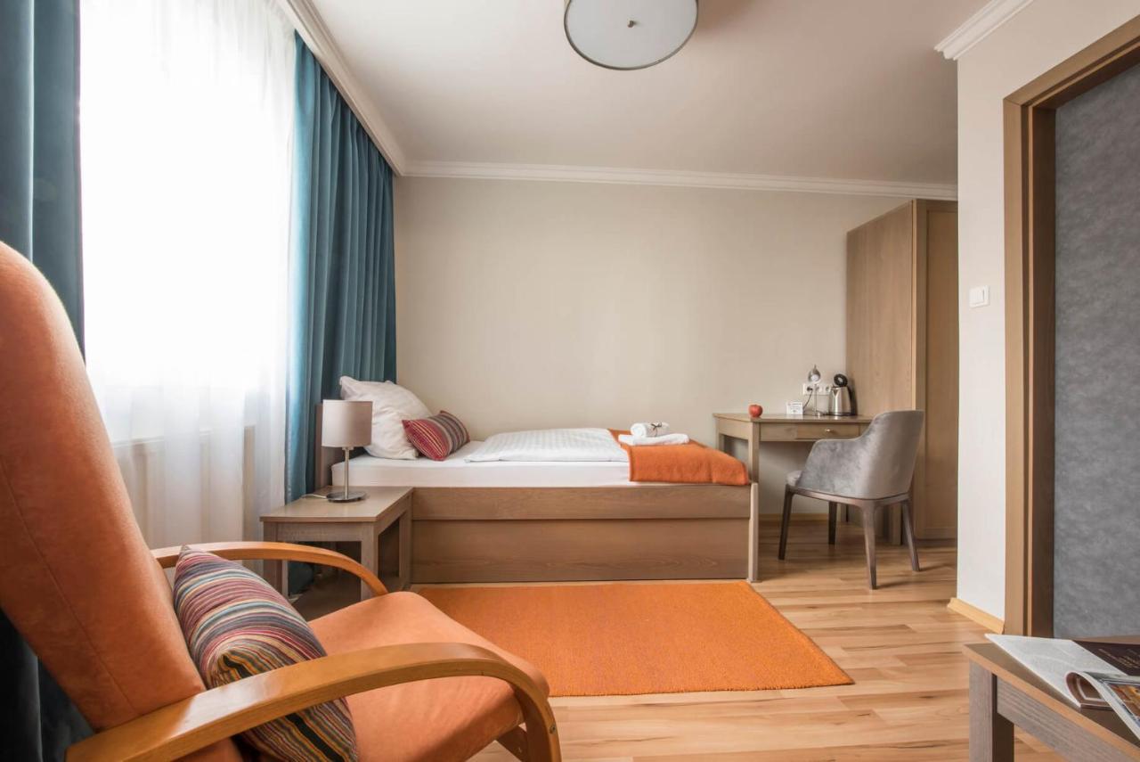 Wellness Penzion Vila Mery Poprad Exterior foto